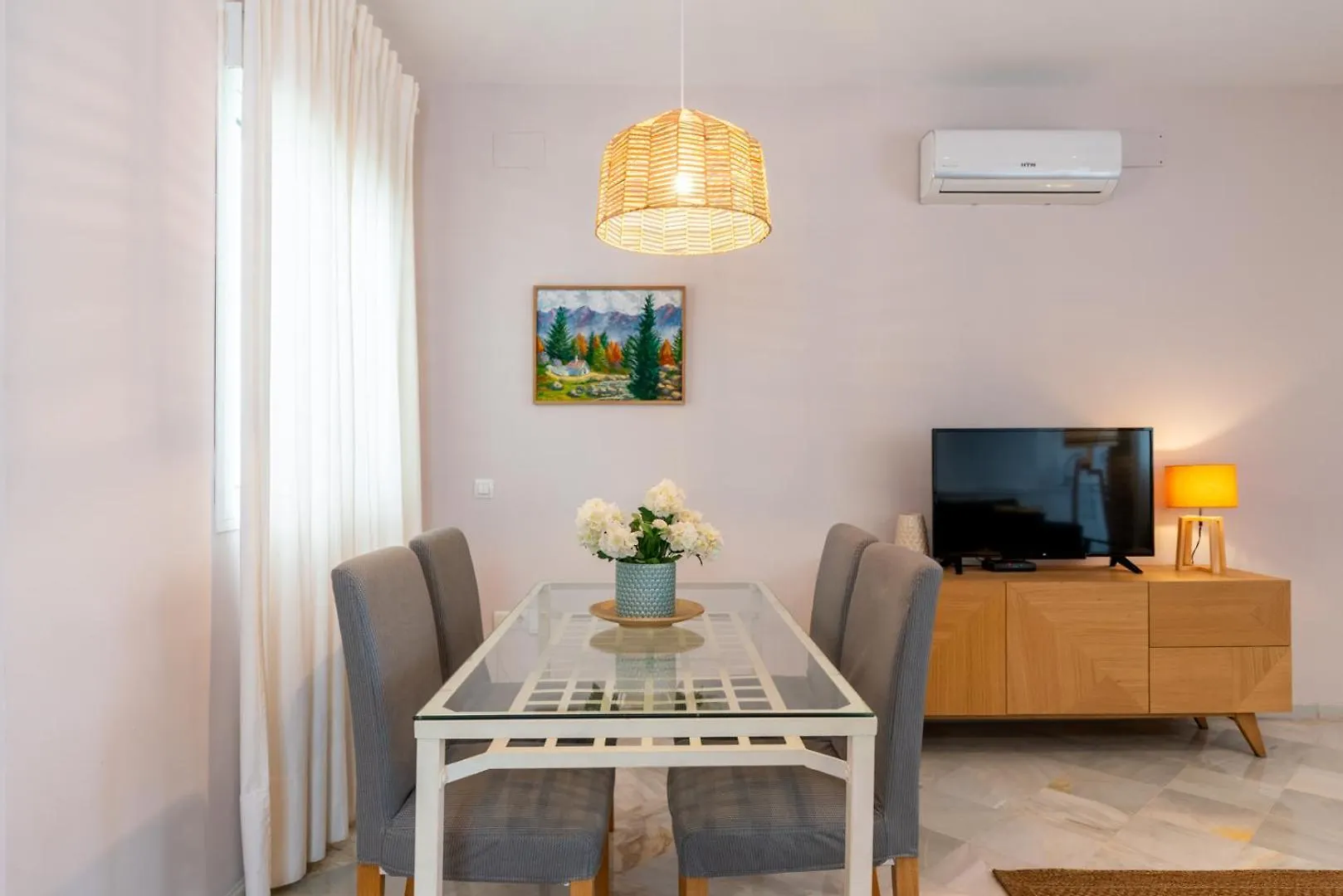 Apartment Atgr Luminoso Atico Con Terraza, Calle Antonia Diaz Seville
