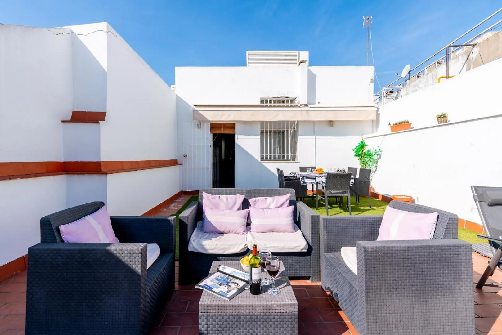 Atgr Luminoso Atico Con Terraza, Calle Antonia Diaz Apartment Seville Spain