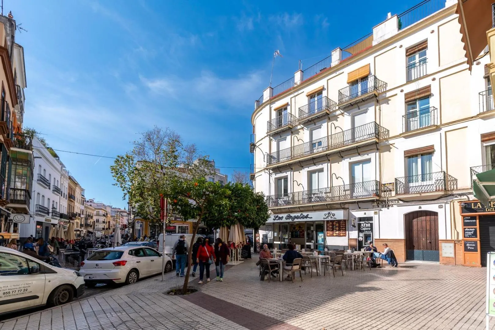 Apartment Atgr Luminoso Atico Con Terraza, Calle Antonia Diaz Seville