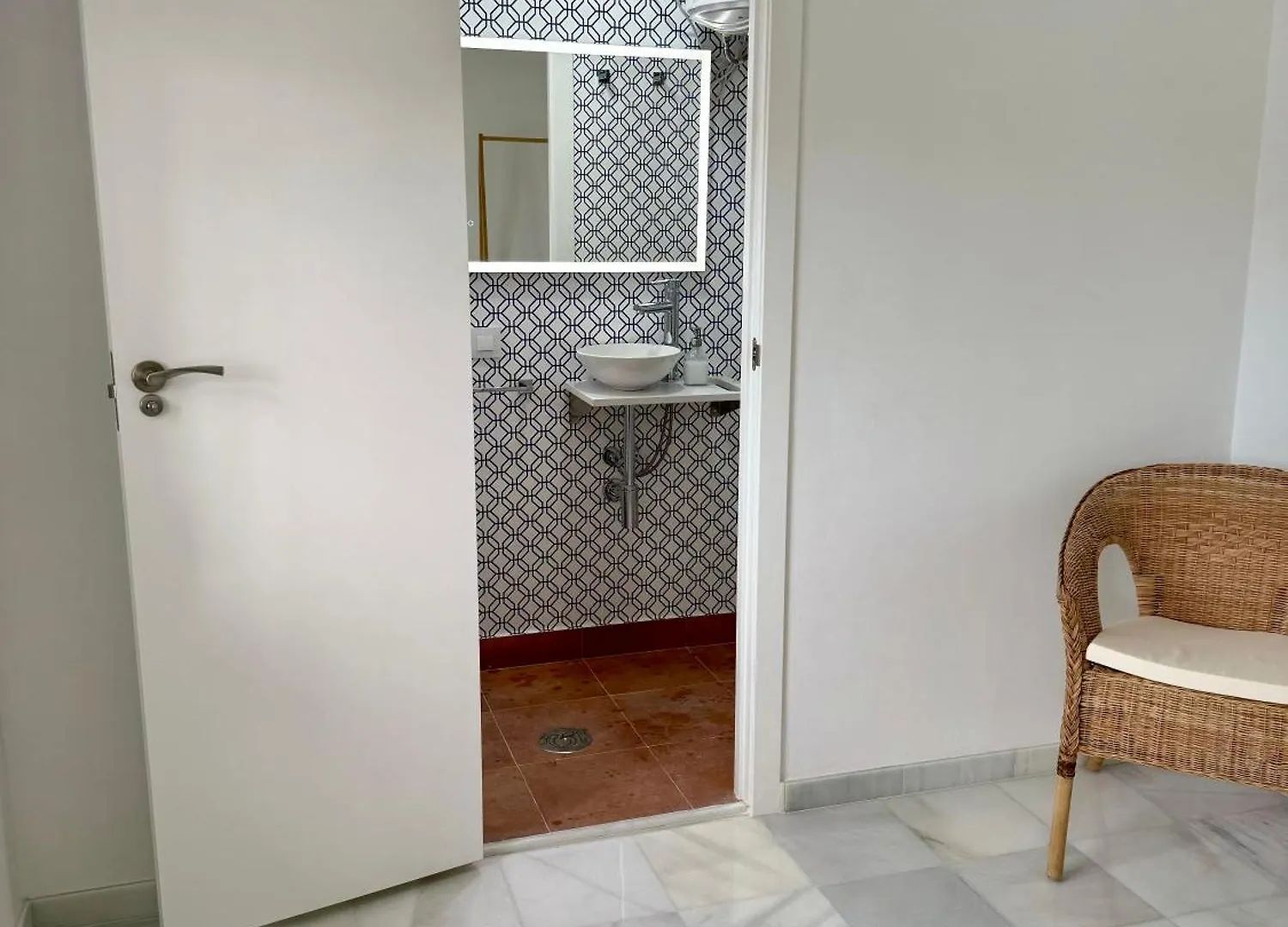 Apartment Atgr Luminoso Atico Con Terraza, Calle Antonia Diaz Seville
